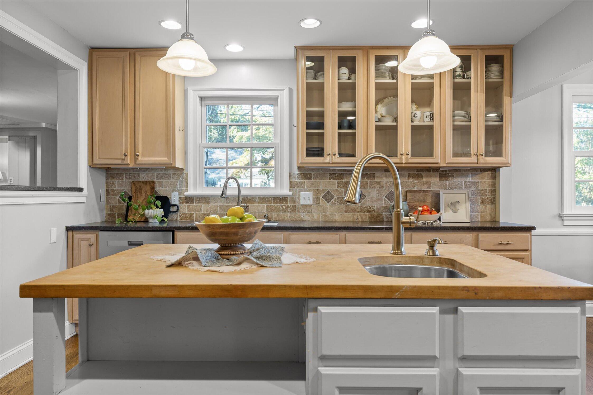 1306 Elfin Road