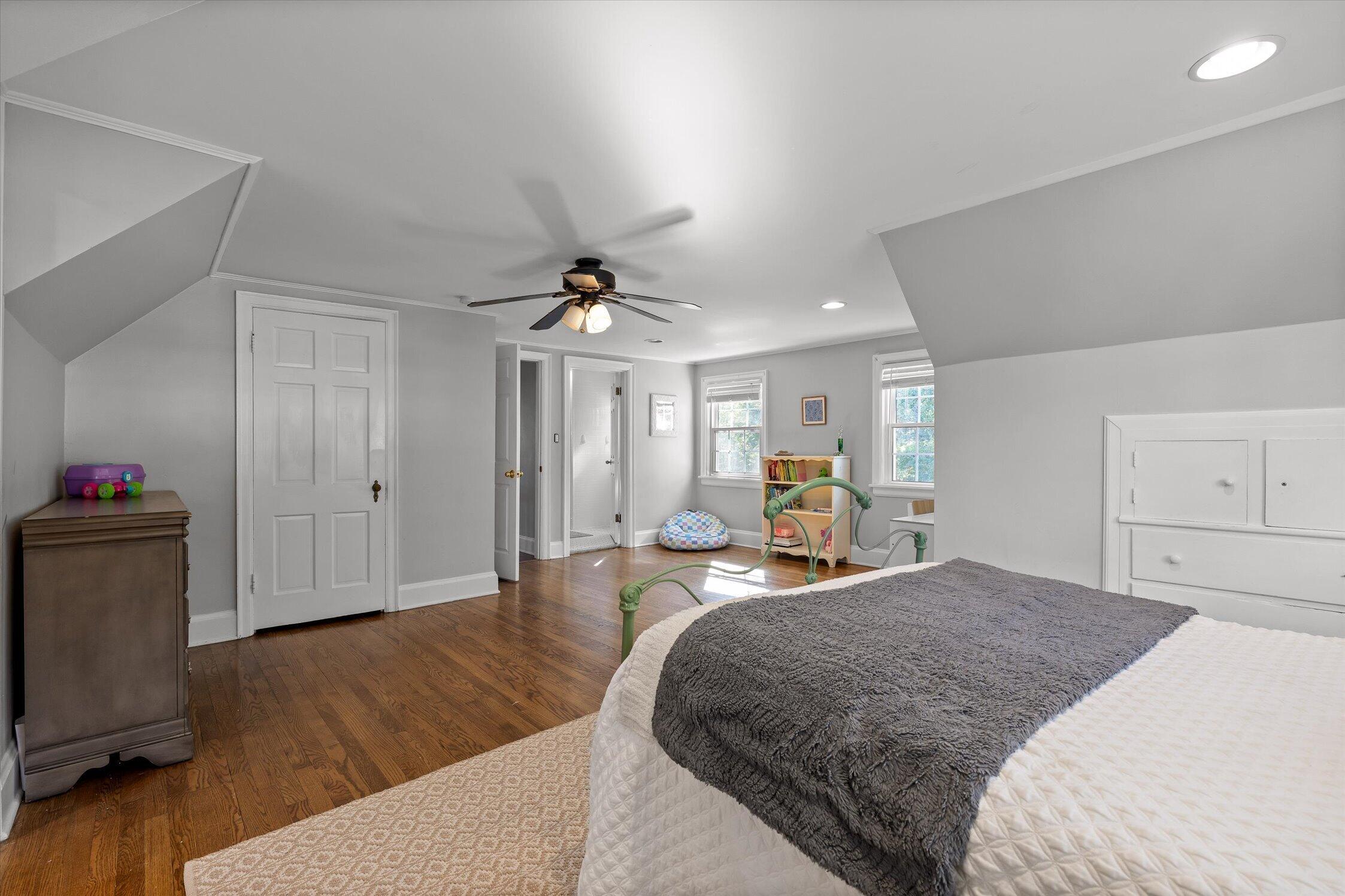 1306 Elfin Road