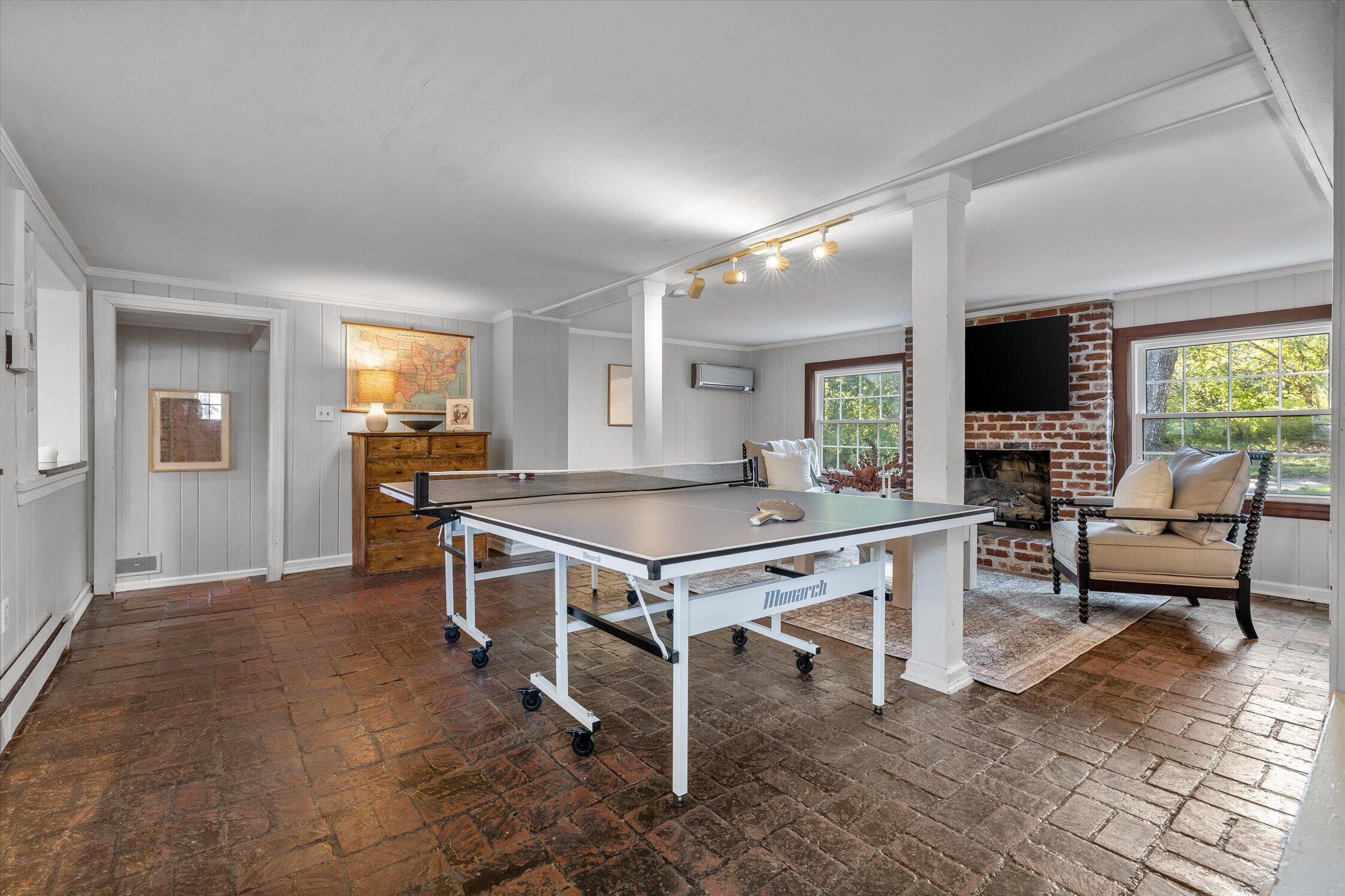 1306 Elfin Road