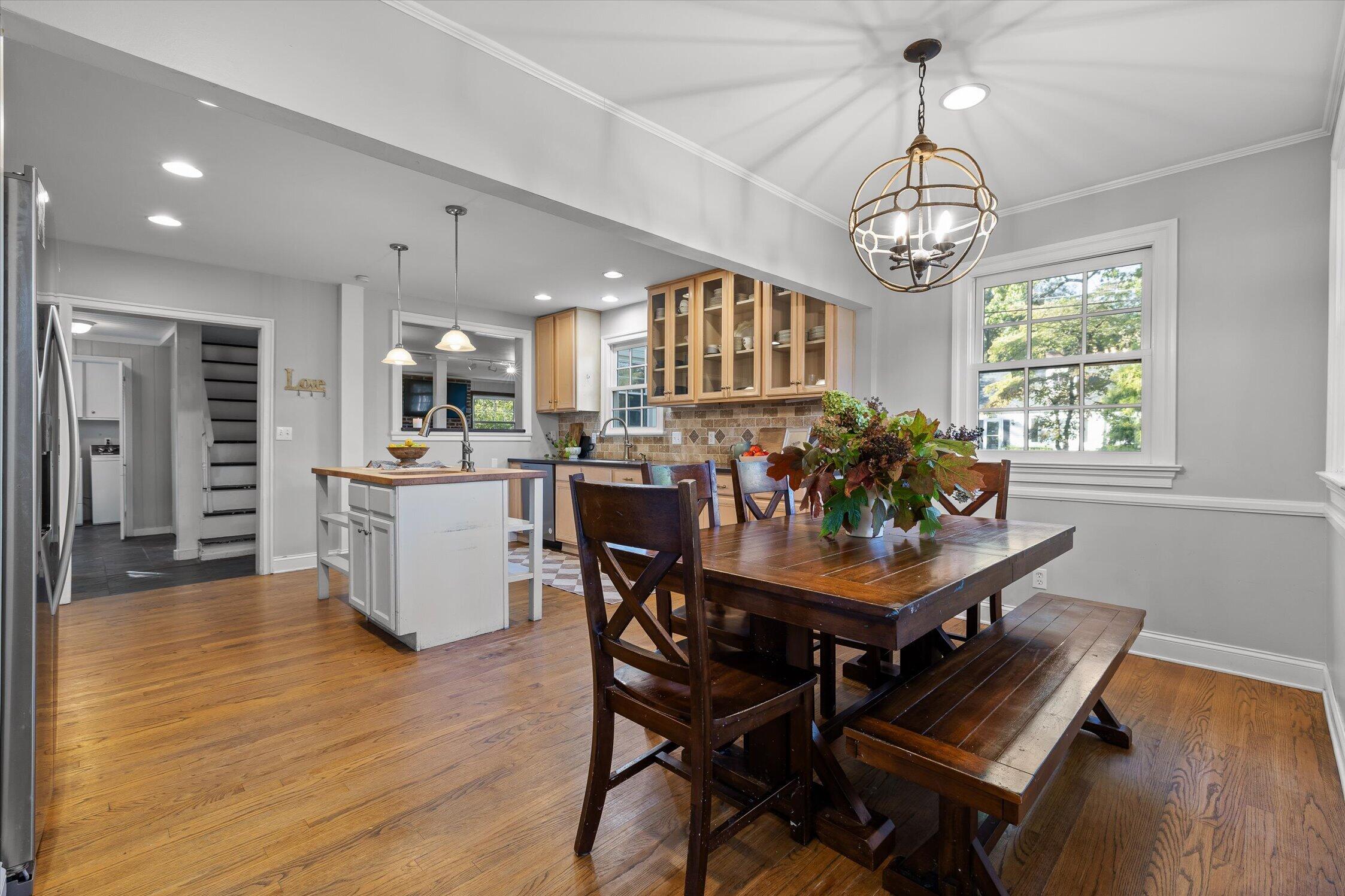 1306 Elfin Road