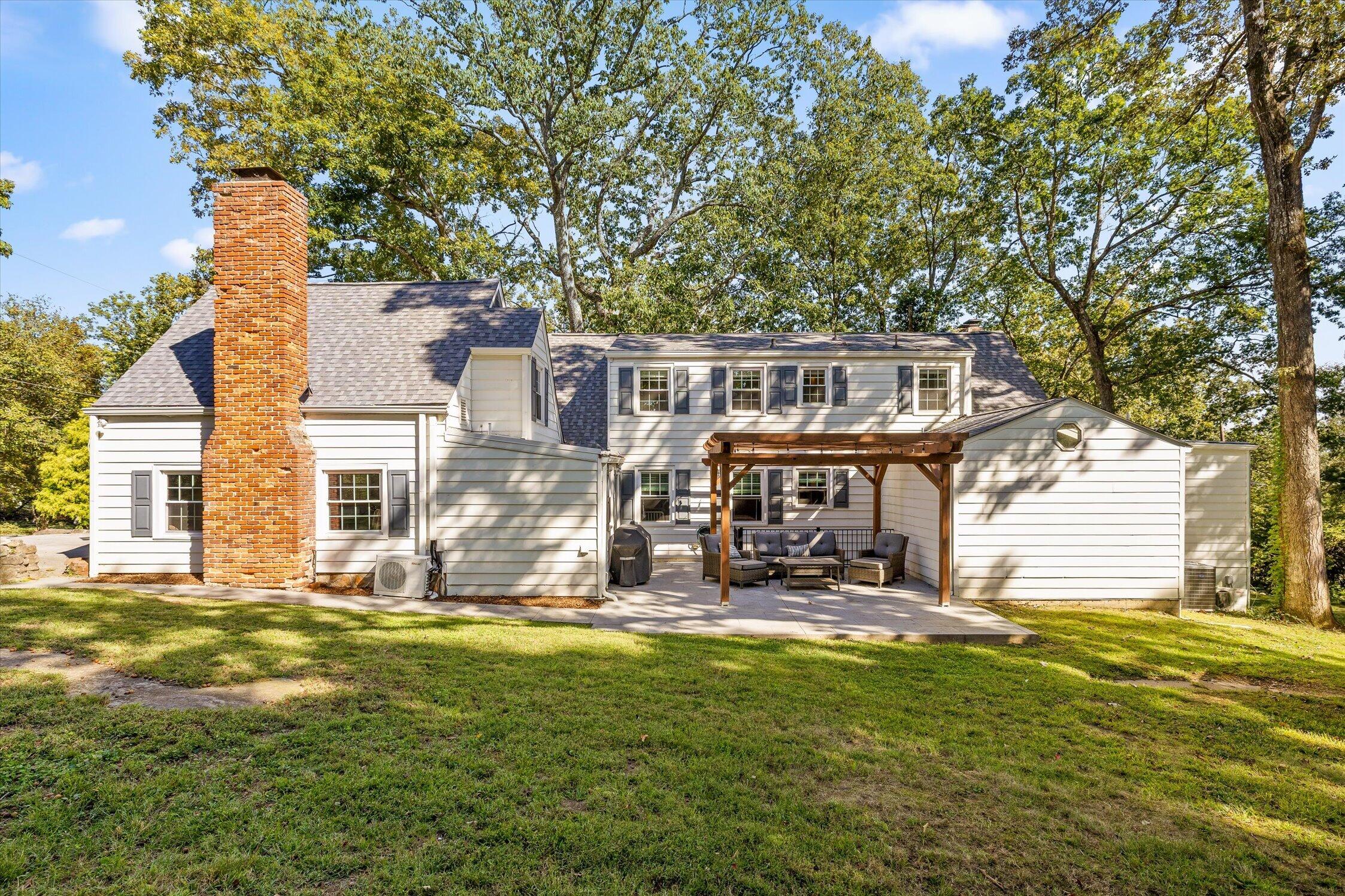 1306 Elfin Road