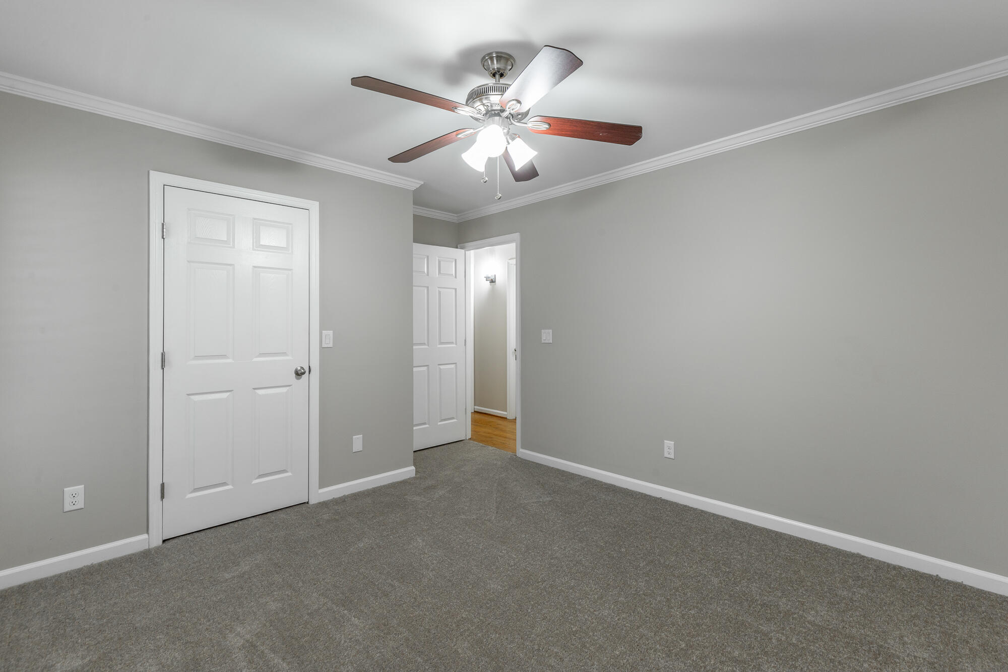 622 Ashbrook Drive