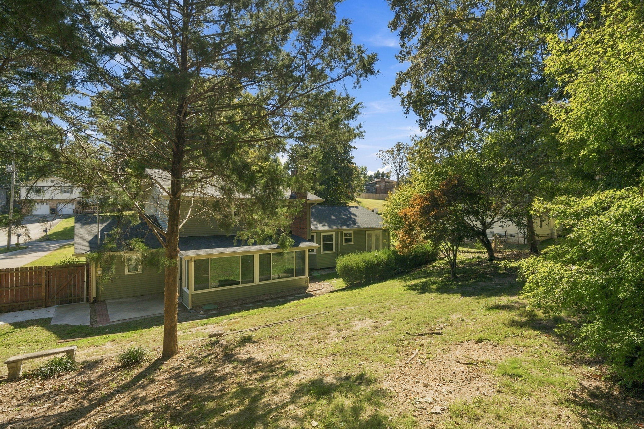 709 Stone Crest Circle