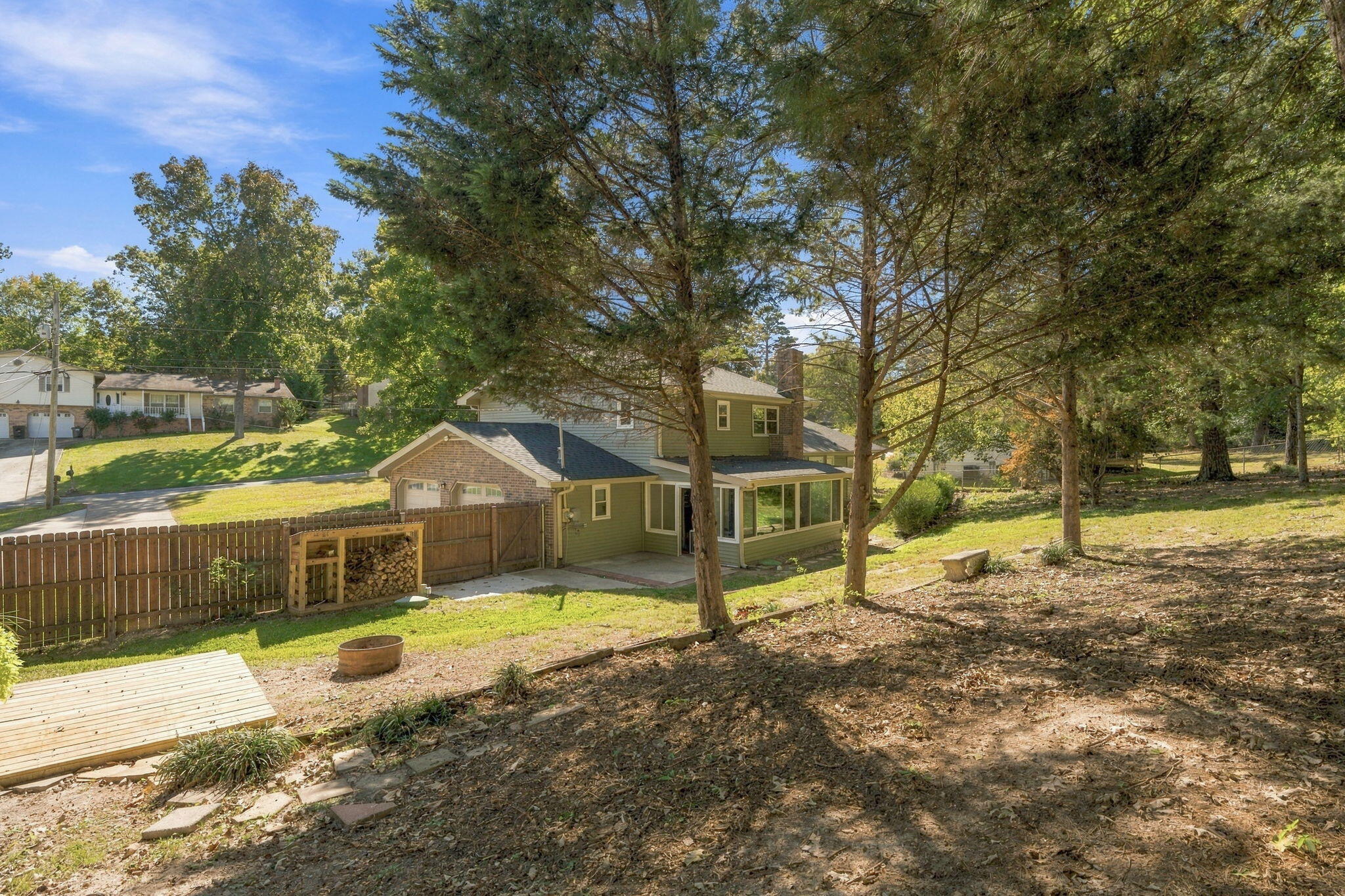 709 Stone Crest Circle