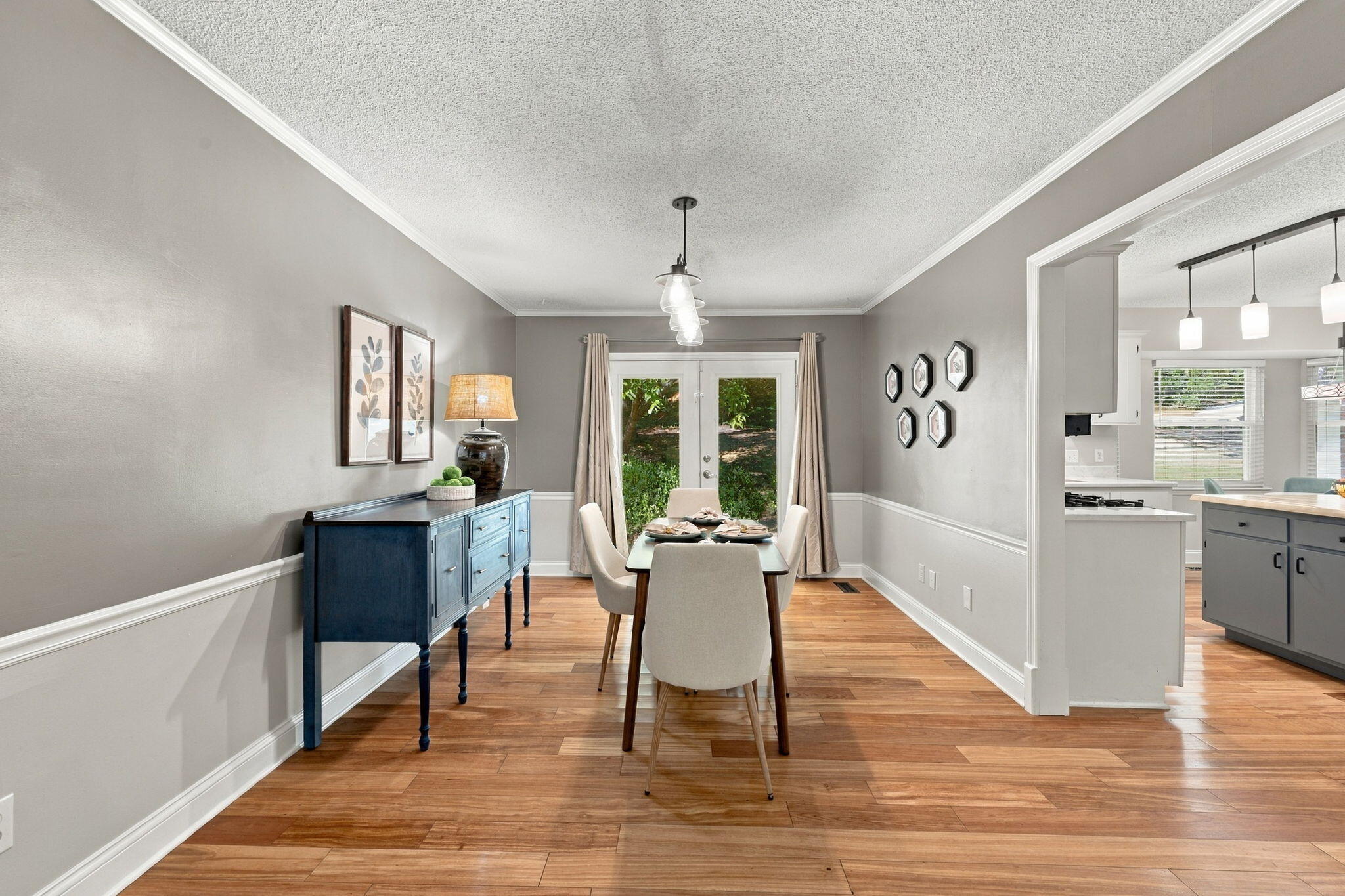 709 Stone Crest Circle