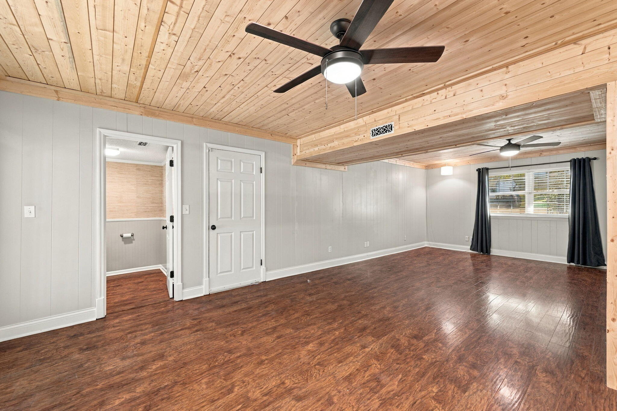 709 Stone Crest Circle