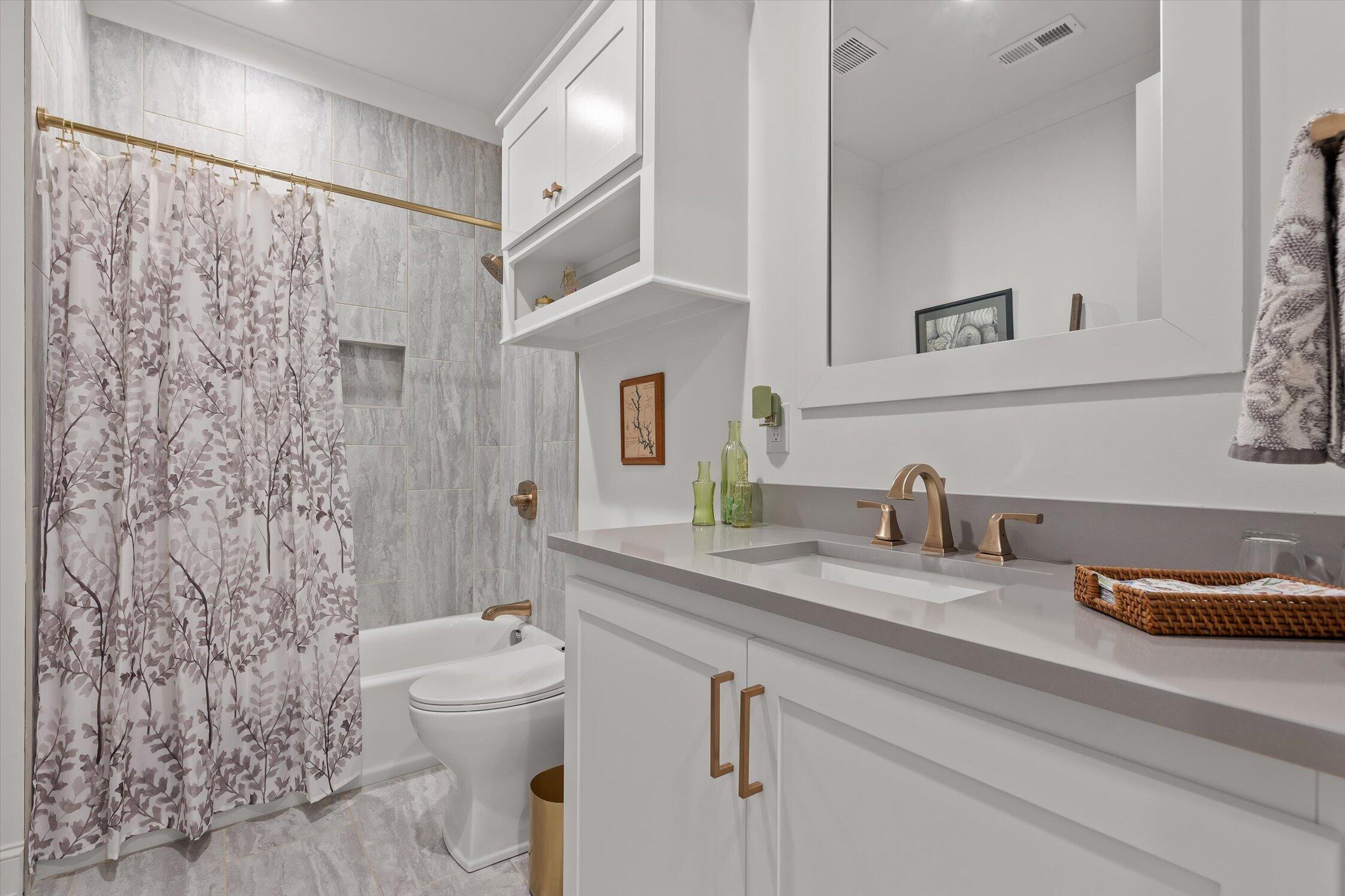 8085 Mountain Laurel Trail, 71