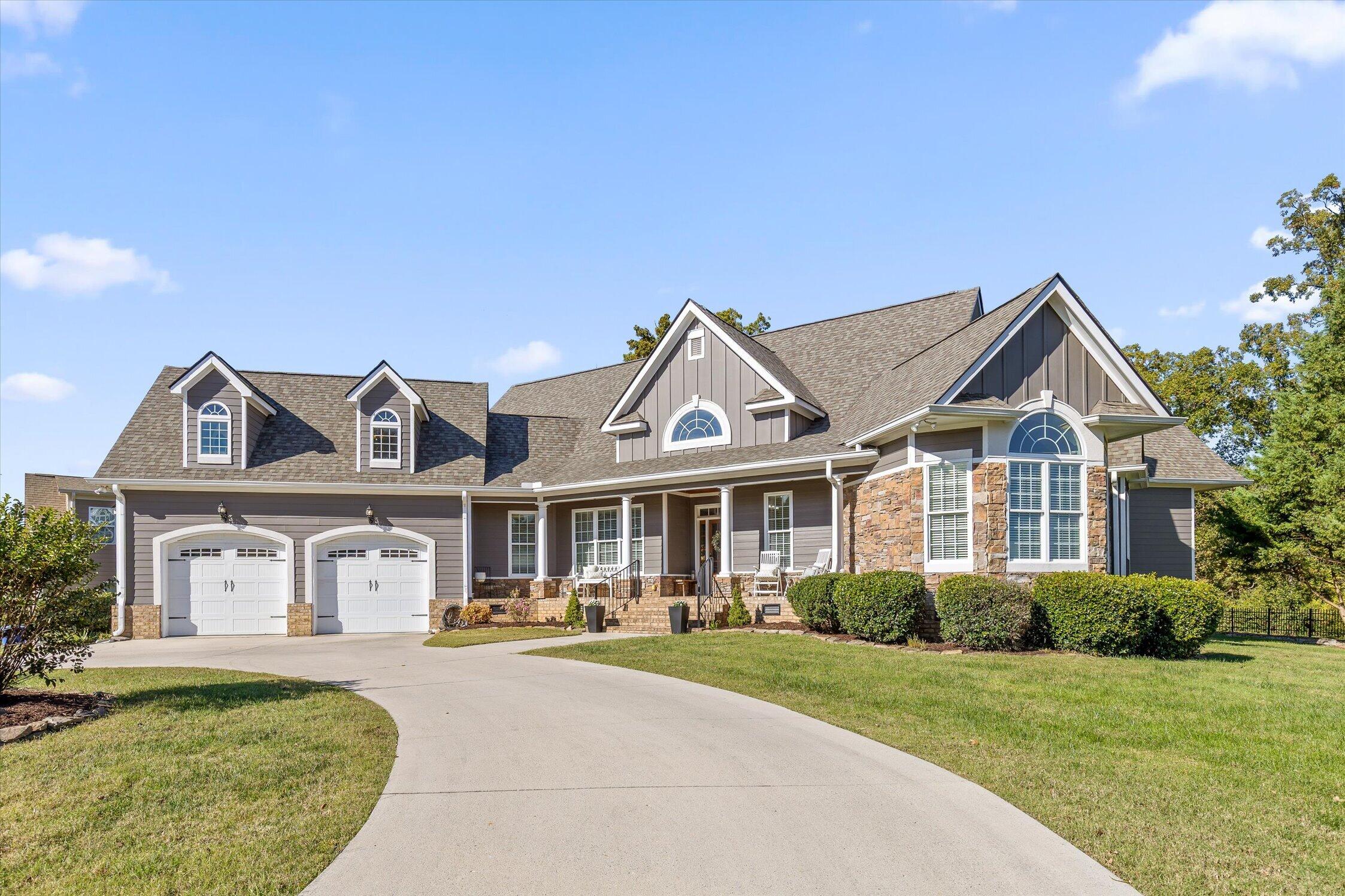 1261 Dreamcatcher Way