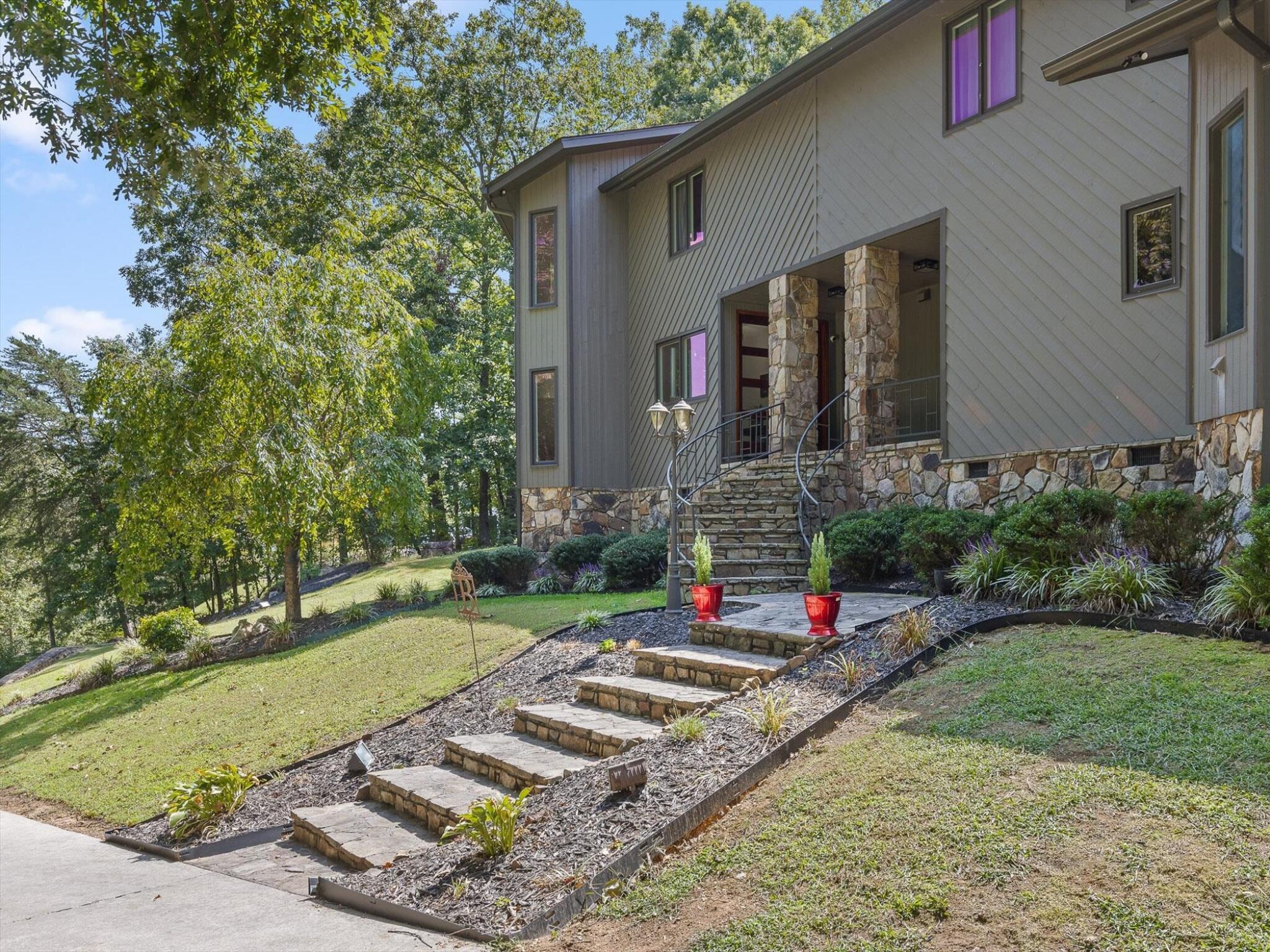 1108 W River Hills Drive