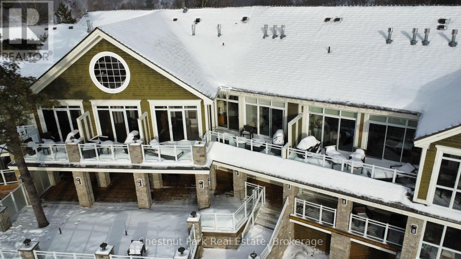 E206B1 - 1869 MUSKOKA 118 ROAD W