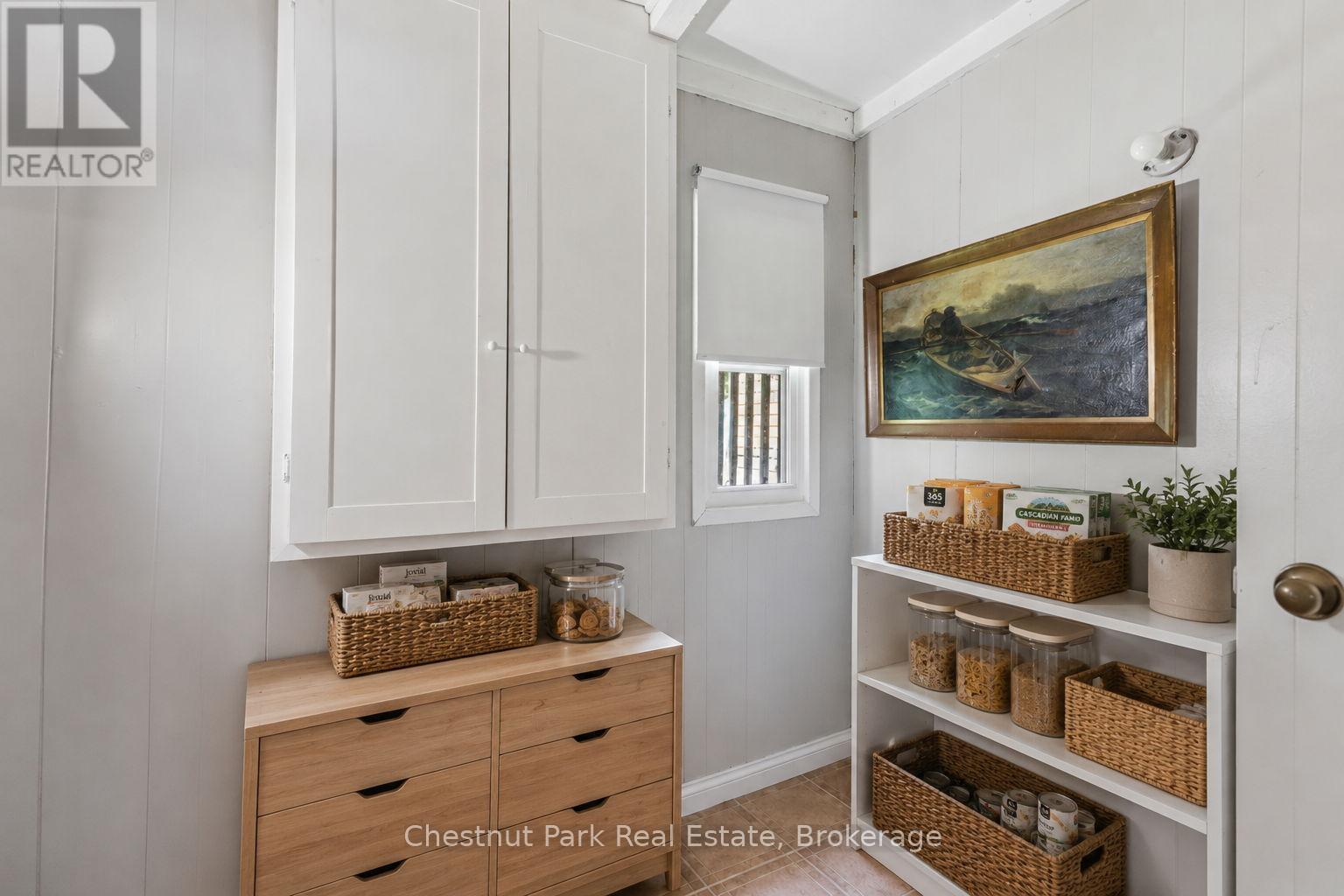 3 - 1143 RIDGE ROAD
