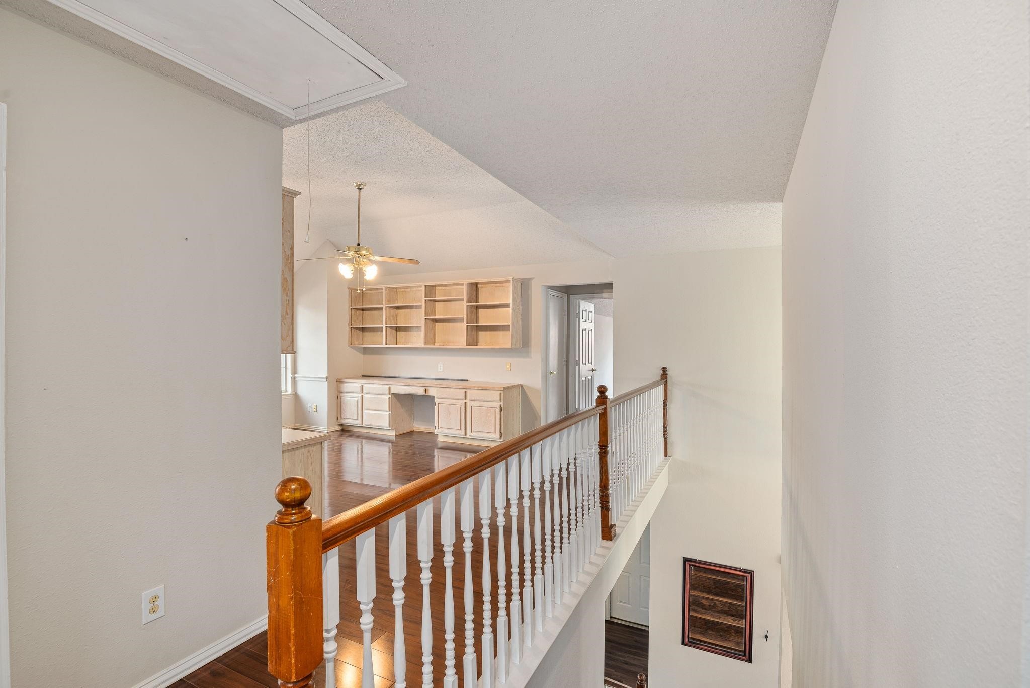 212 Cove Drive