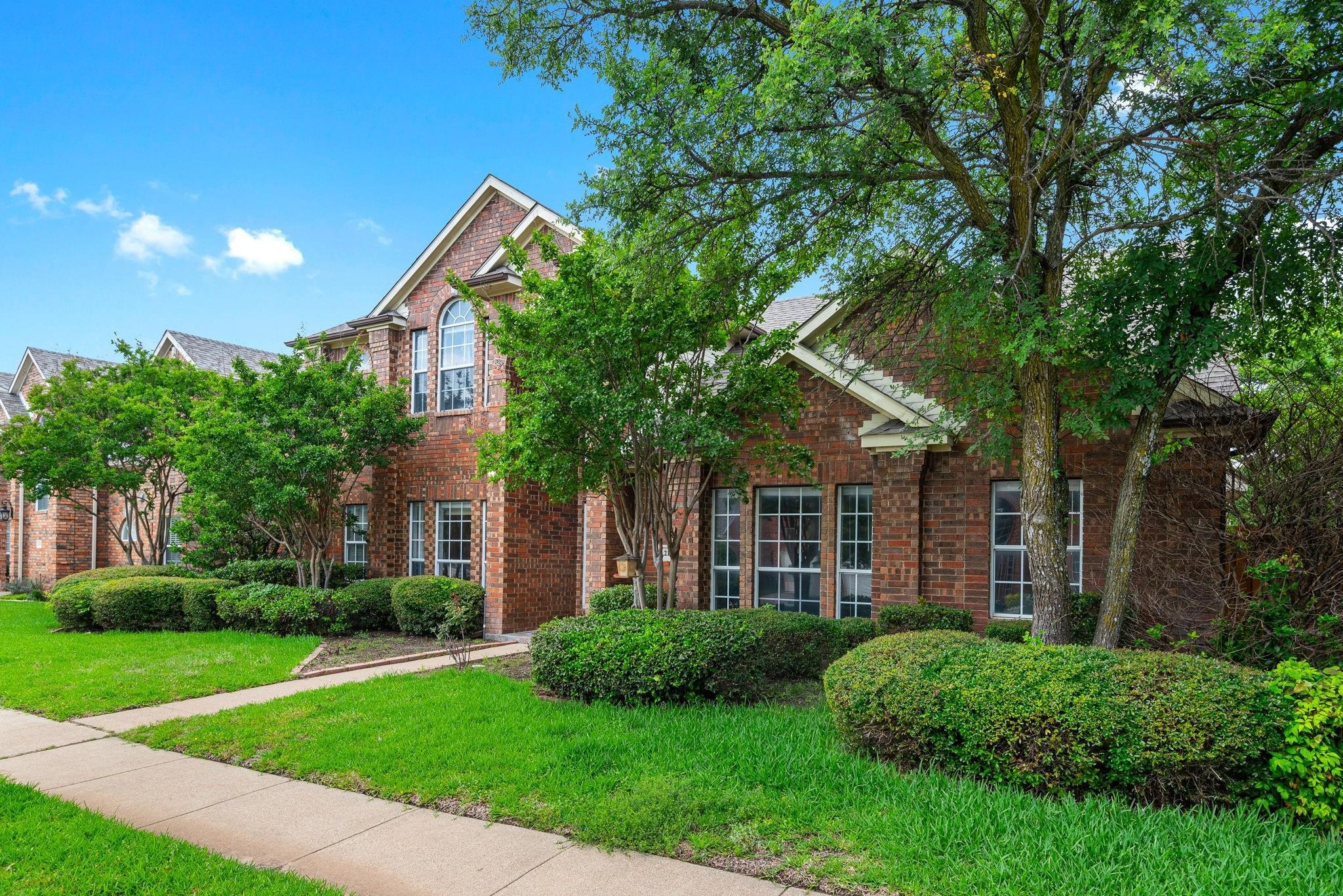 212 Cove Drive