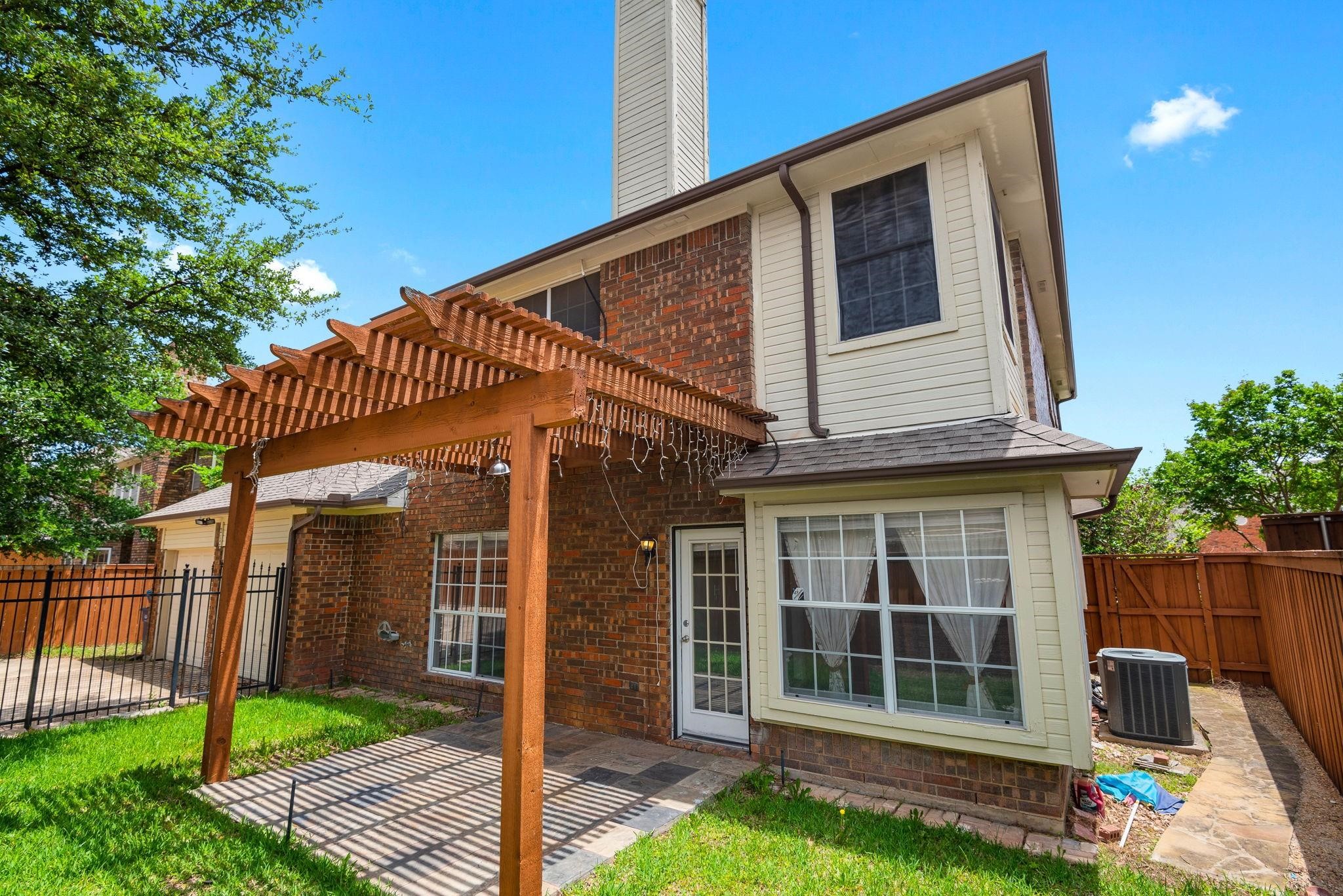 212 Cove Drive