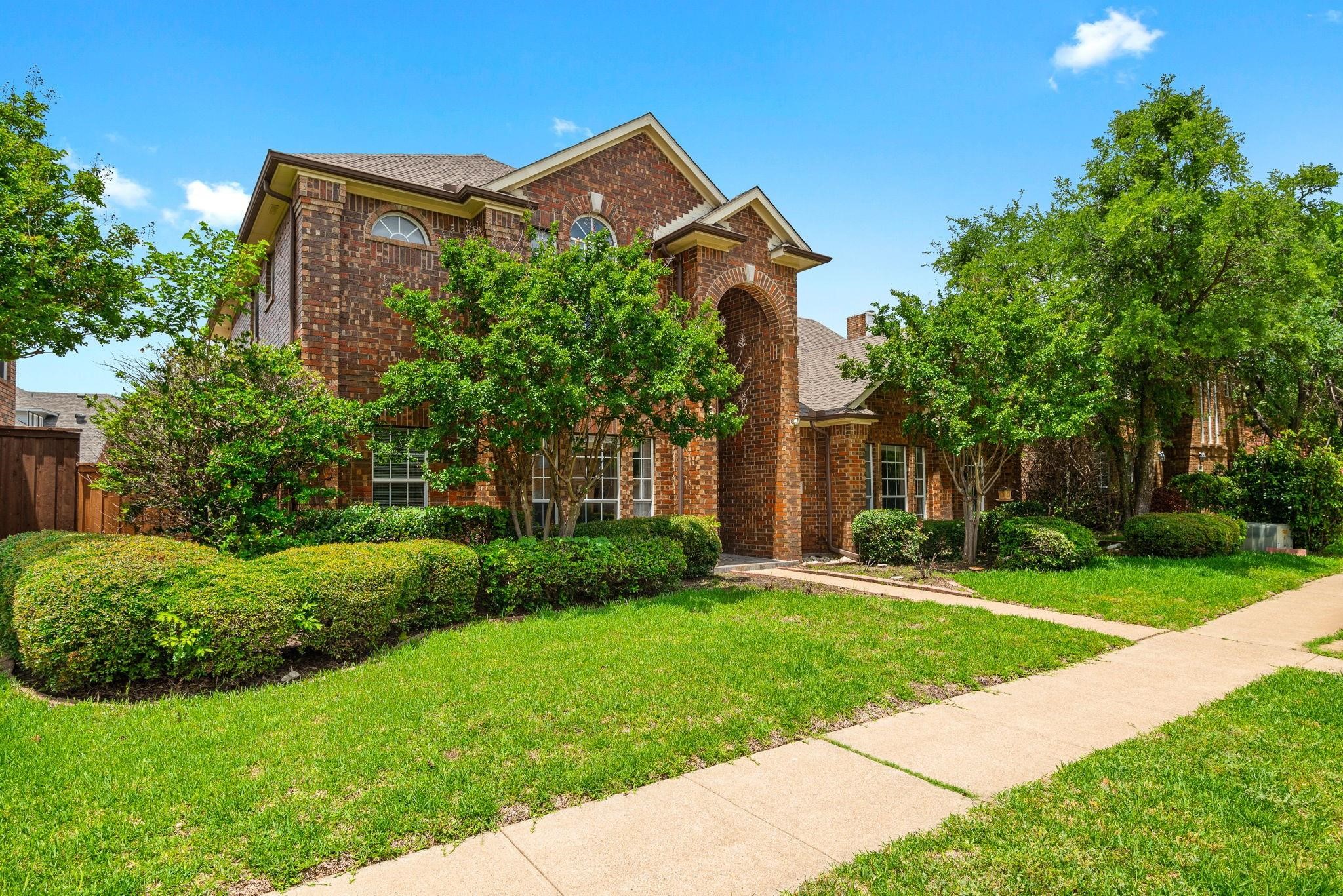 212 Cove Drive