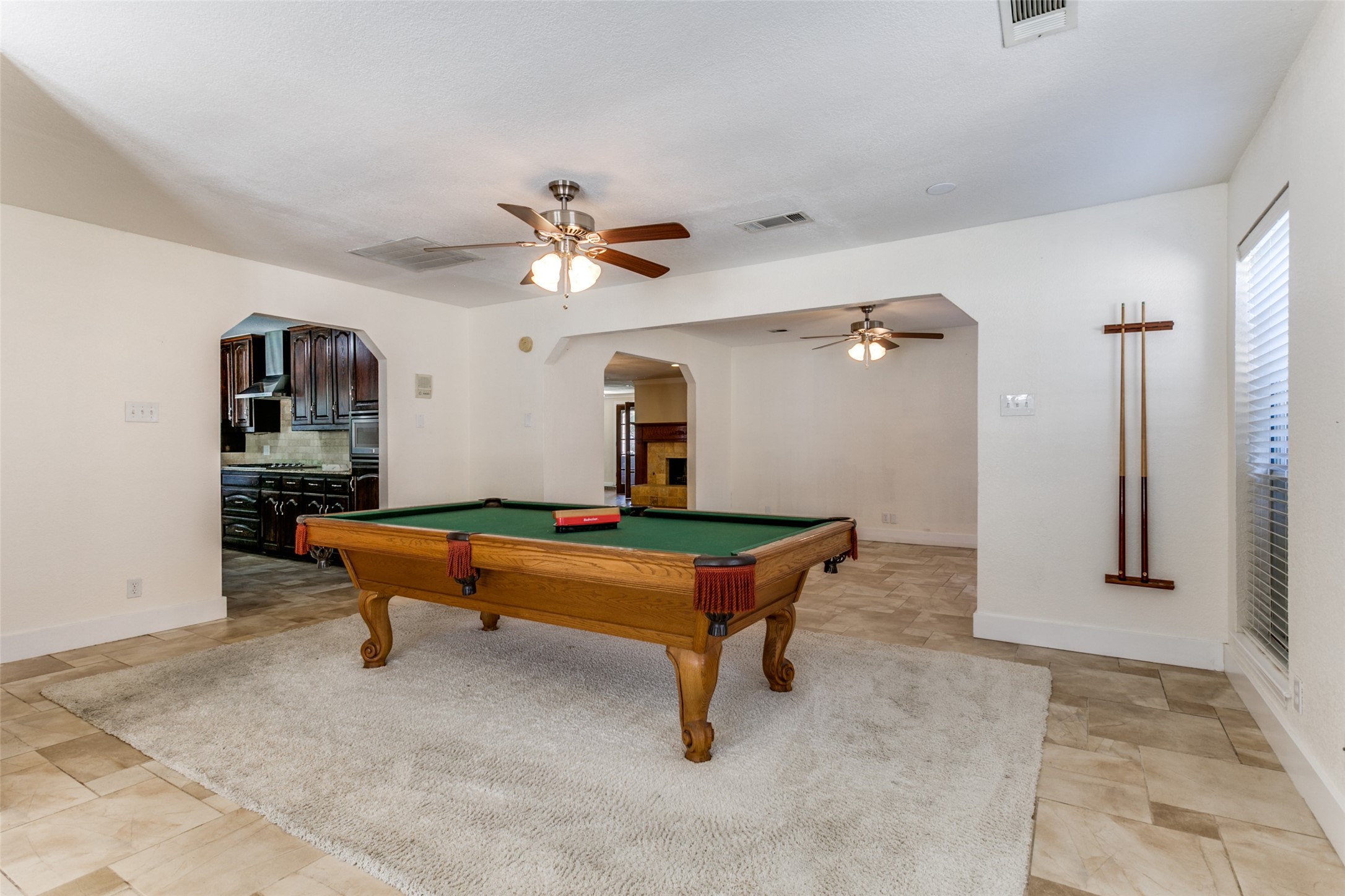 5813 Hunter Trail