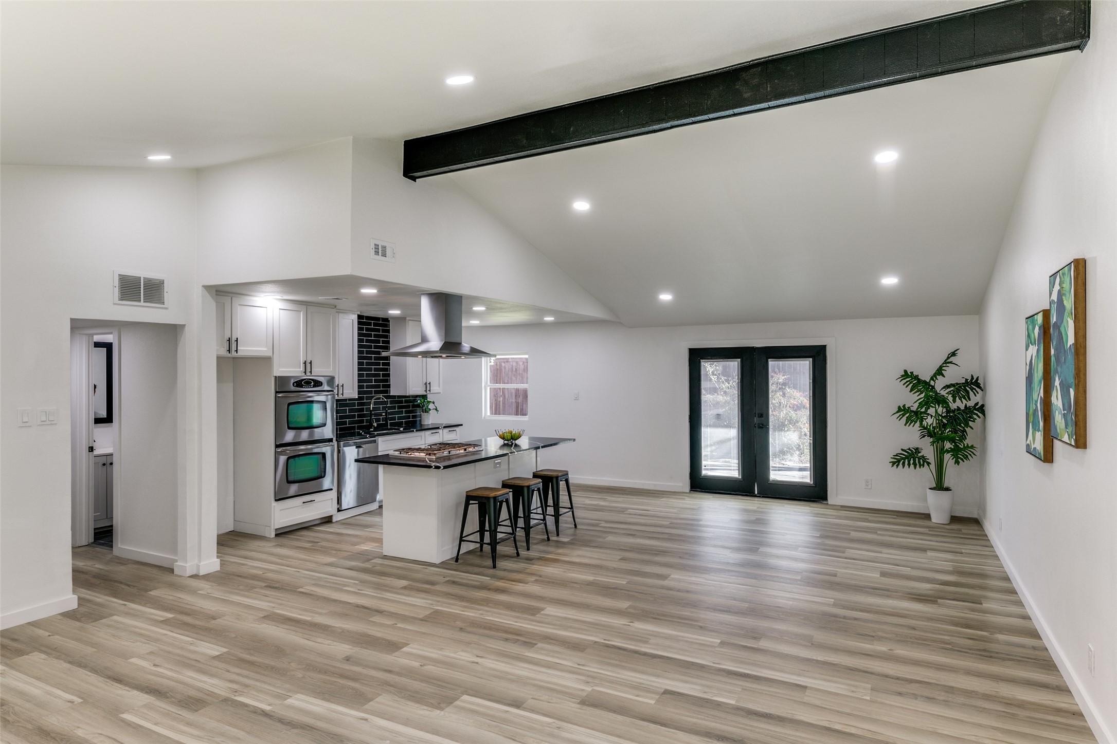 3628 High Vista Drive