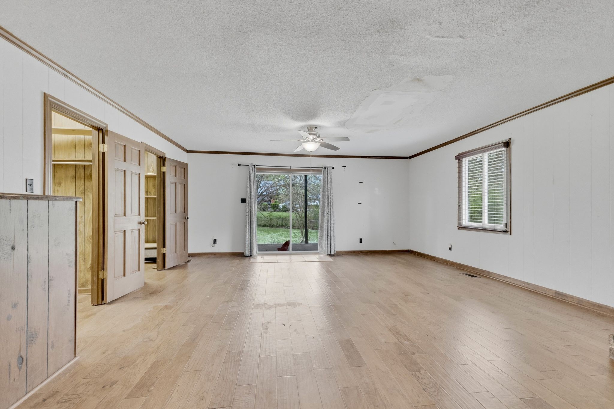 31 Colonial Cv