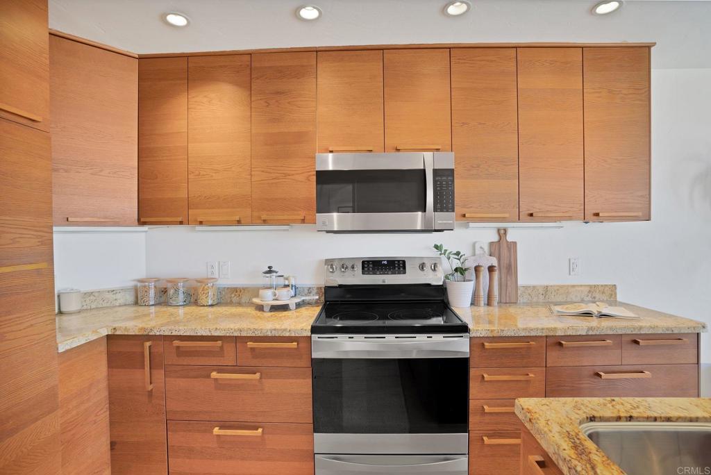 2414 Front Street 34