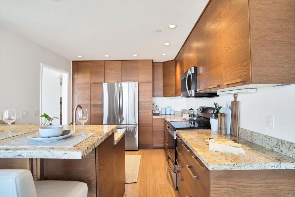 2414 Front Street 34