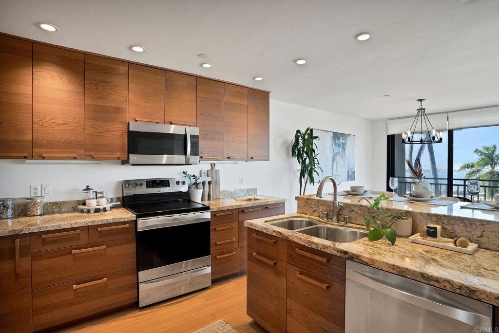 2414 Front Street 34