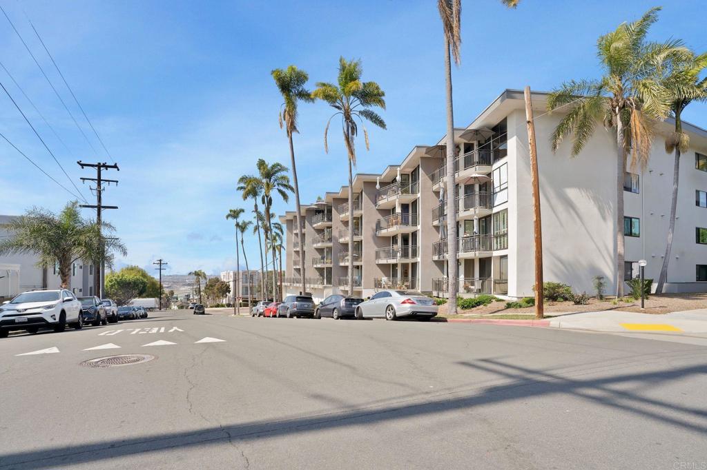 2414 Front Street 34