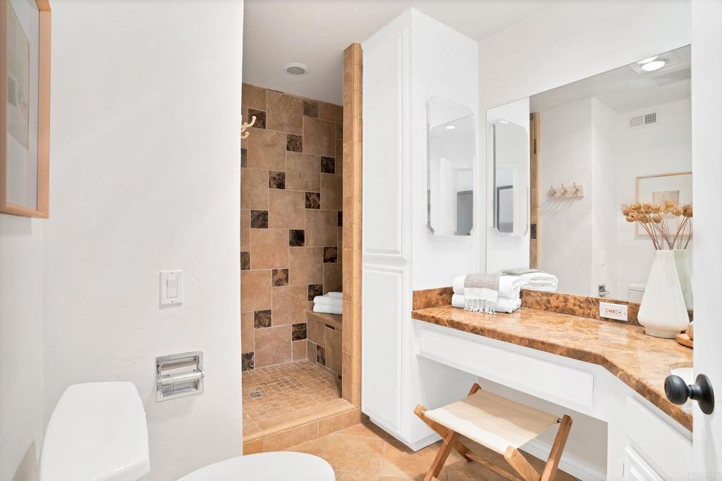 2414 Front Street 34