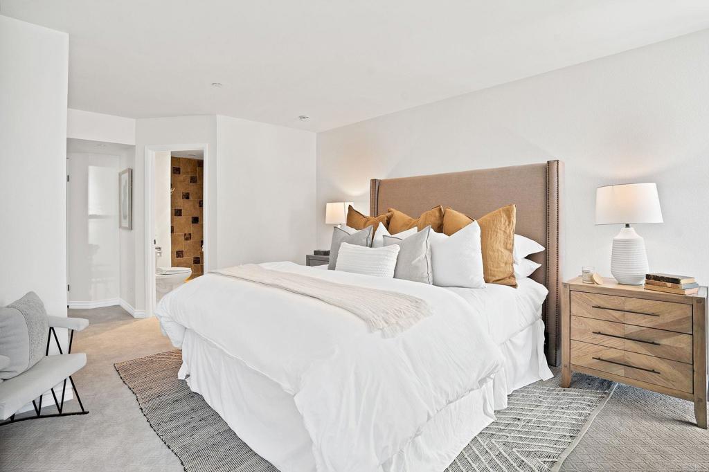 2414 Front Street 34