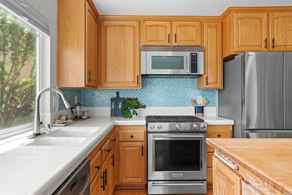 11819 Elkins