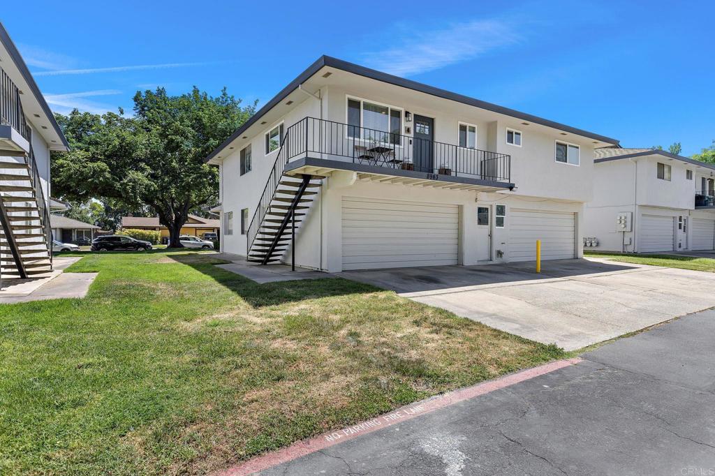 8943 El Mirador Drive 4