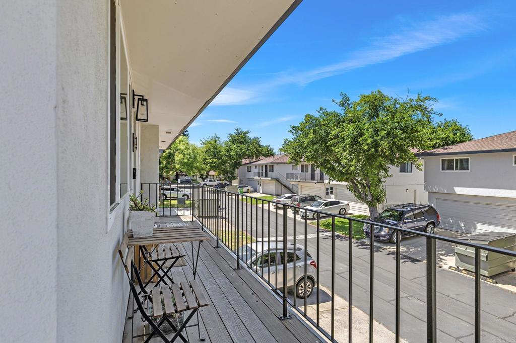 8943 El Mirador Drive 4