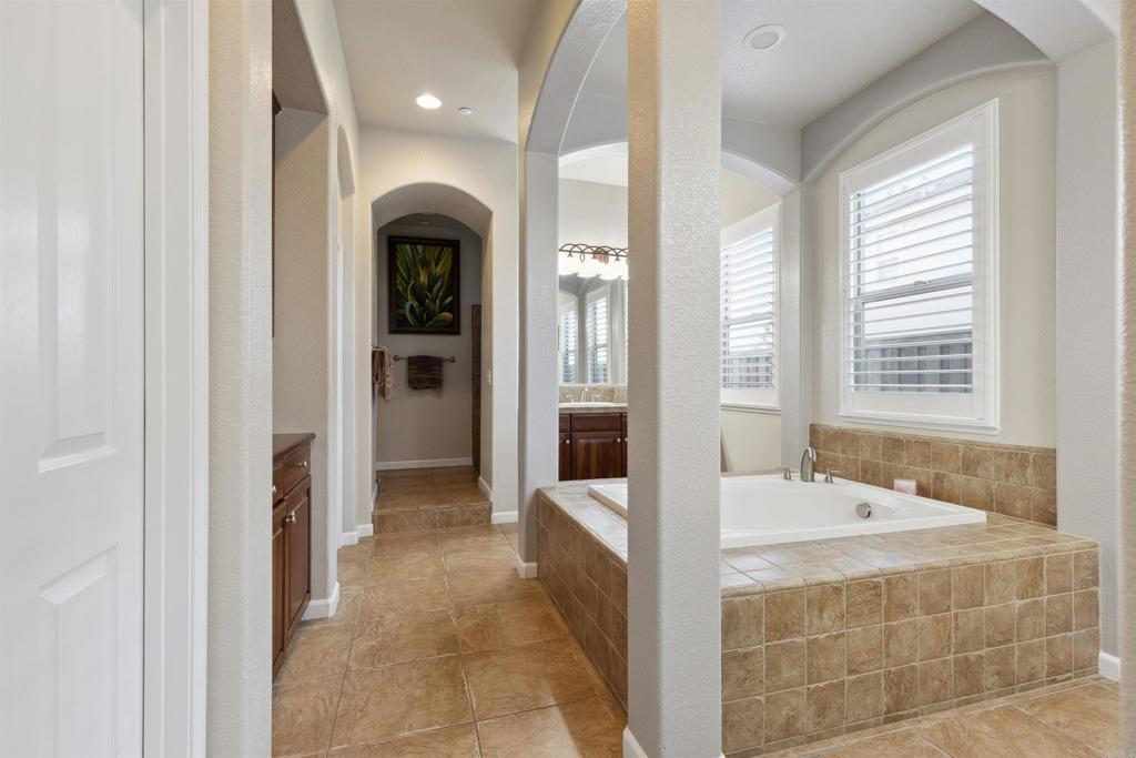 104 Estrella Court