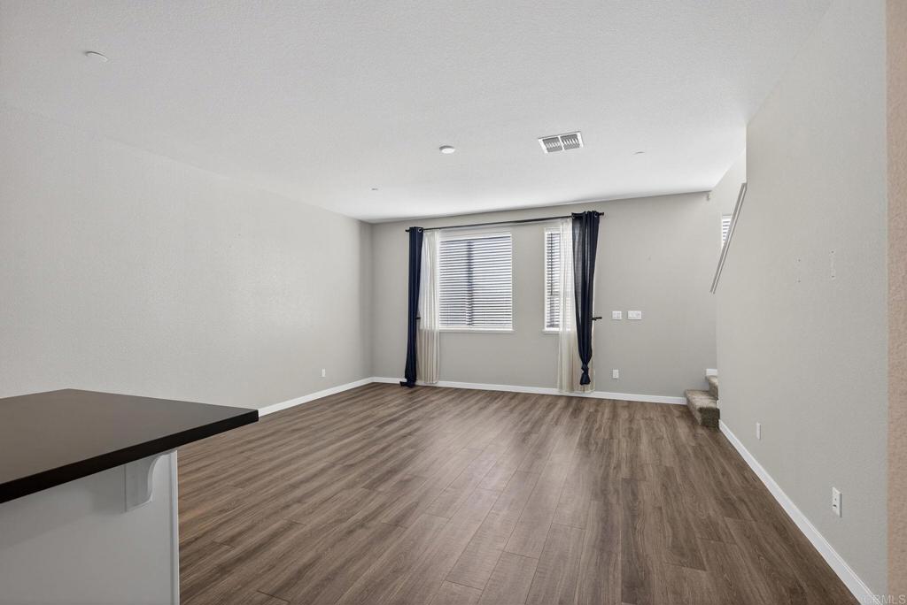 2561 Natomas Crossing