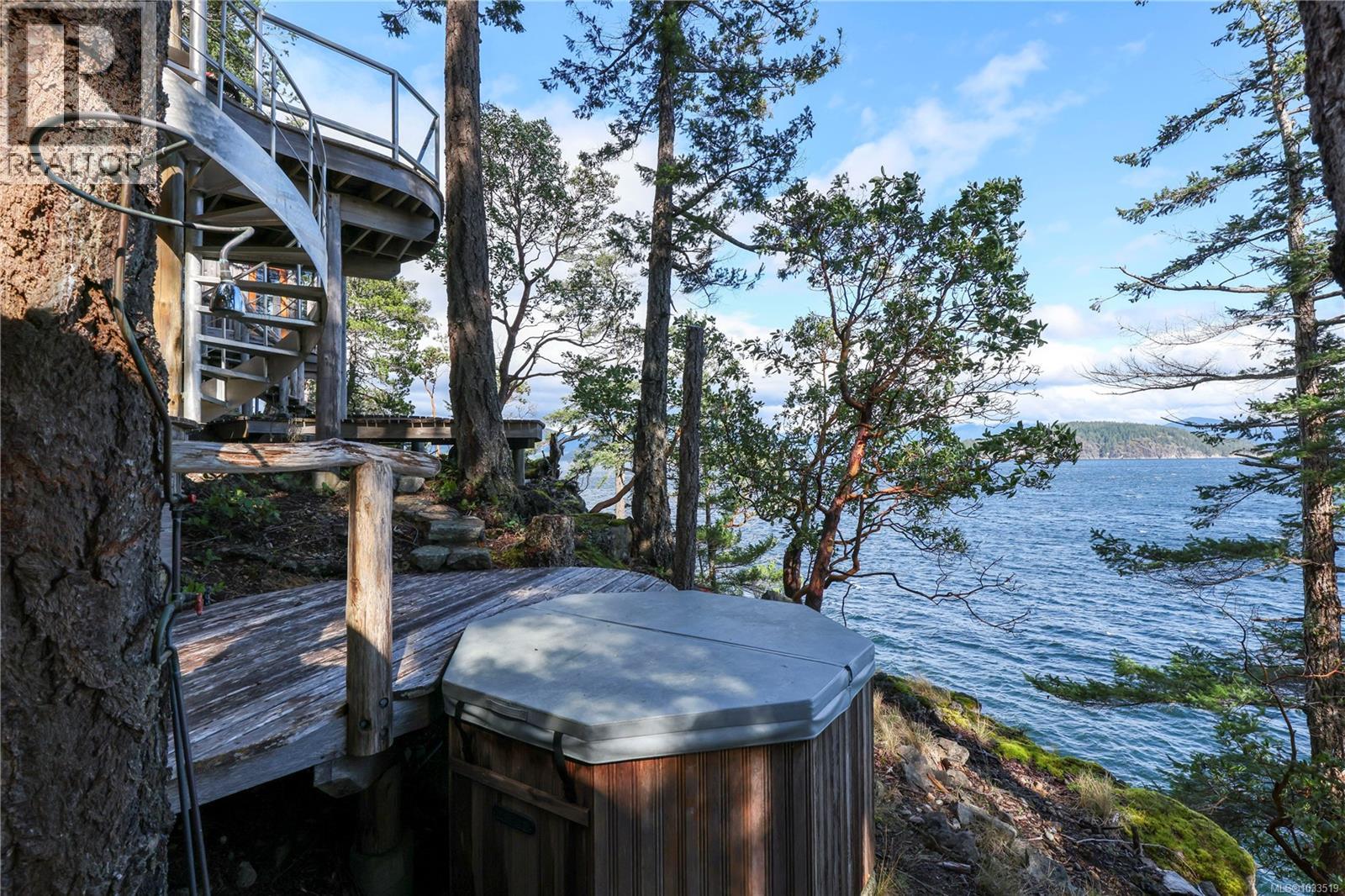 1704 Tiber Bay Rd
