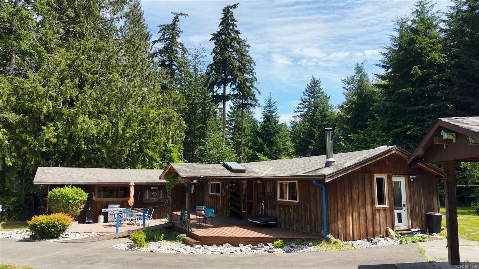 1107 Kw'as Bay Rd