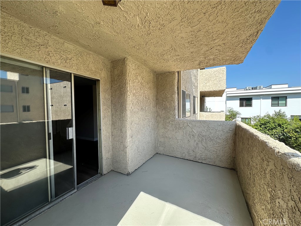 2386 E Del Mar Boulevard 203