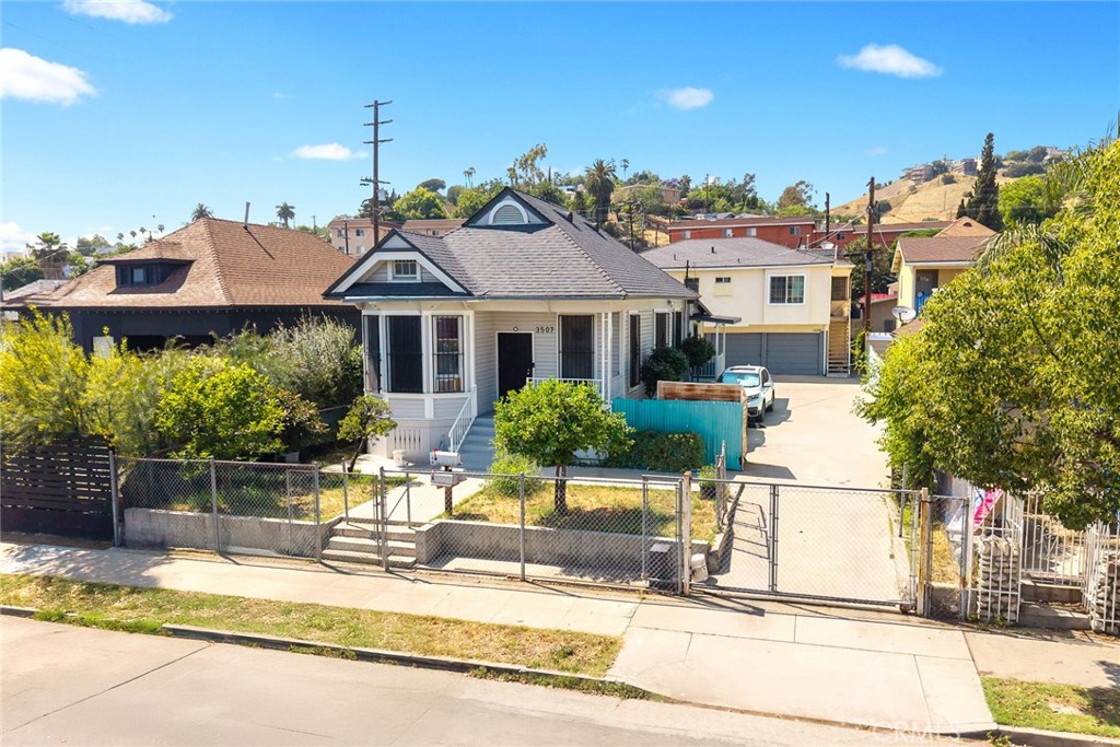 3507 Arroyo Seco Ave