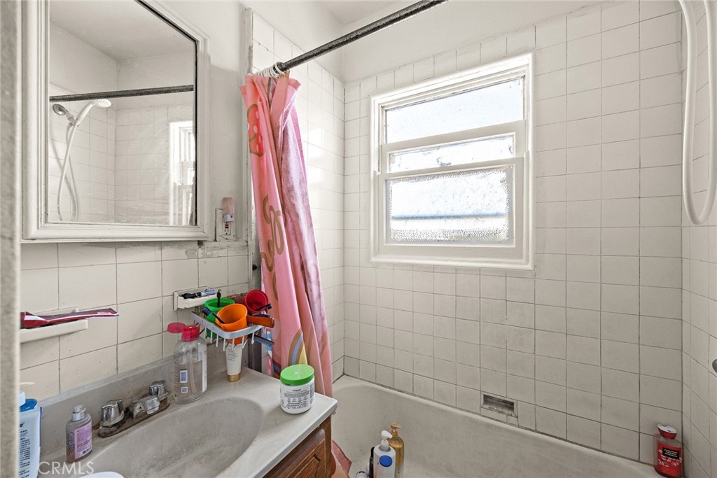 3507 Arroyo Seco Ave