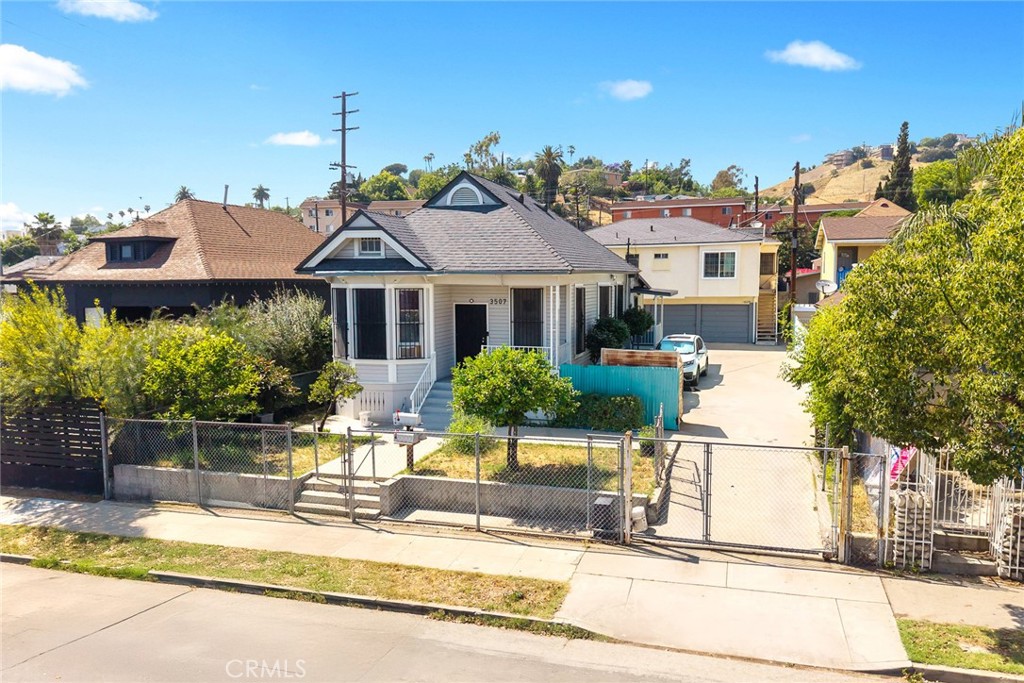 3507 Arroyo Seco Ave
