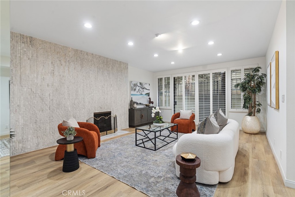 1277 South Beverly Glen Boulevard 205