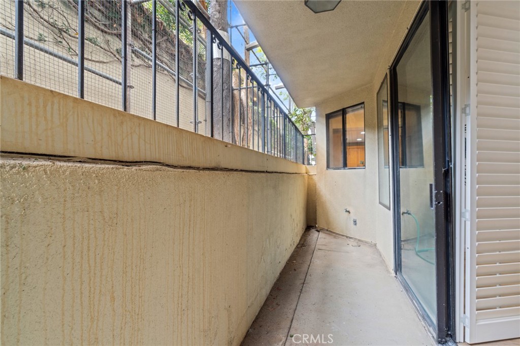 1277 South Beverly Glen Boulevard 205