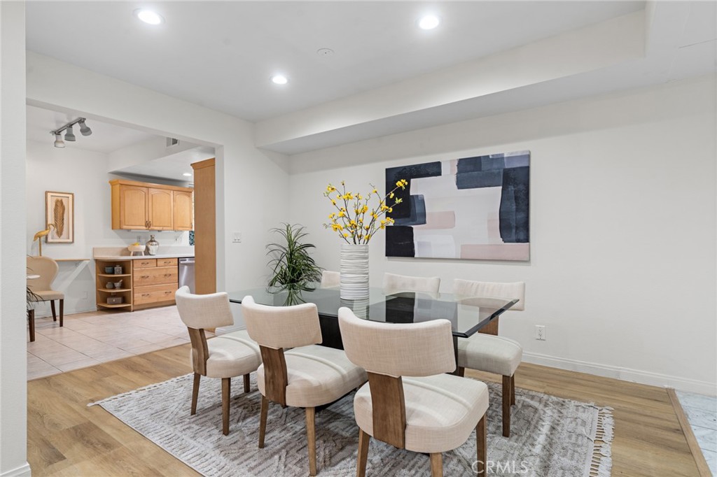 1277 South Beverly Glen Boulevard 205