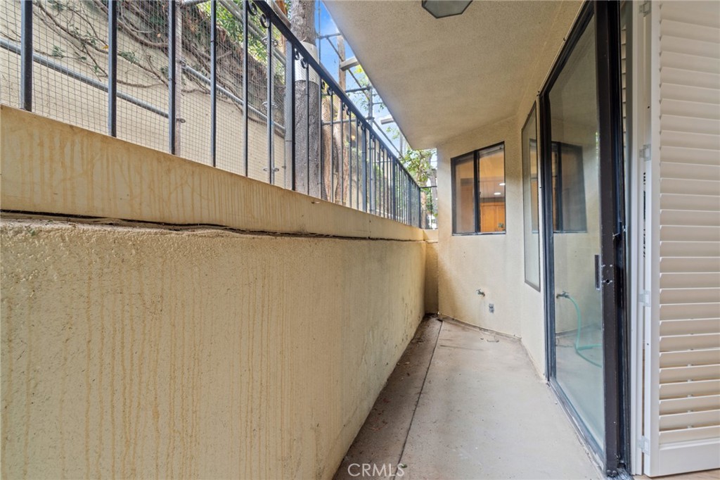 1277 South Beverly Glen Boulevard 205