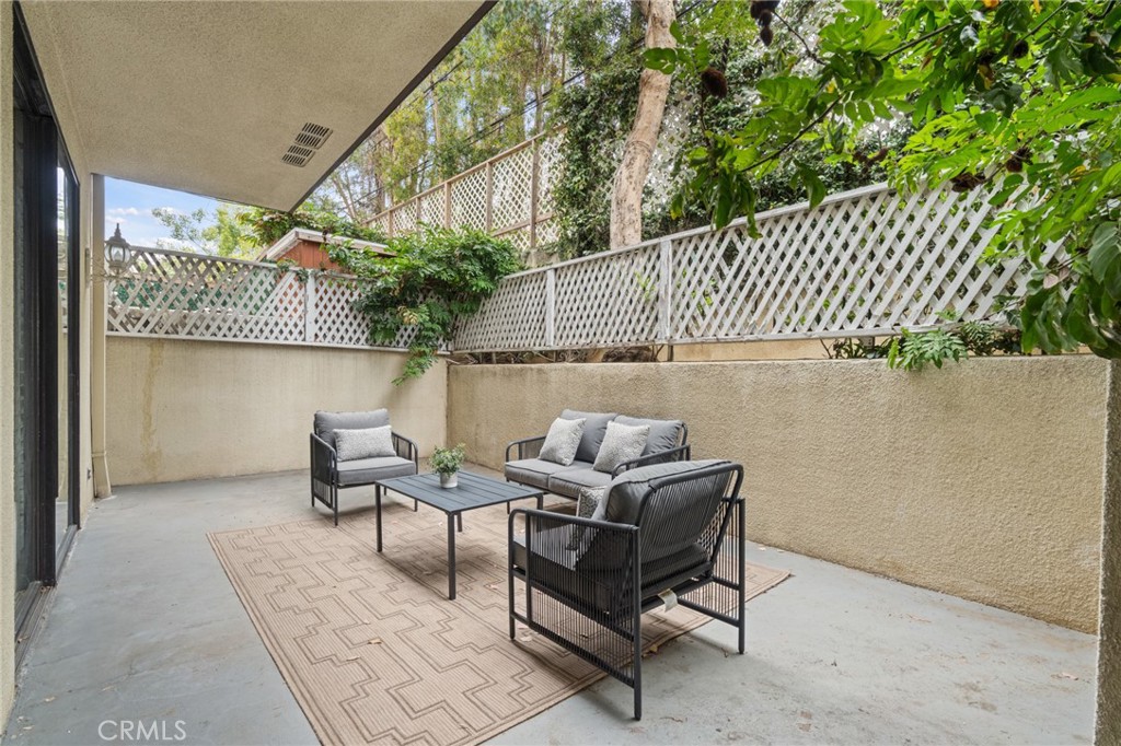 1277 South Beverly Glen Boulevard 205