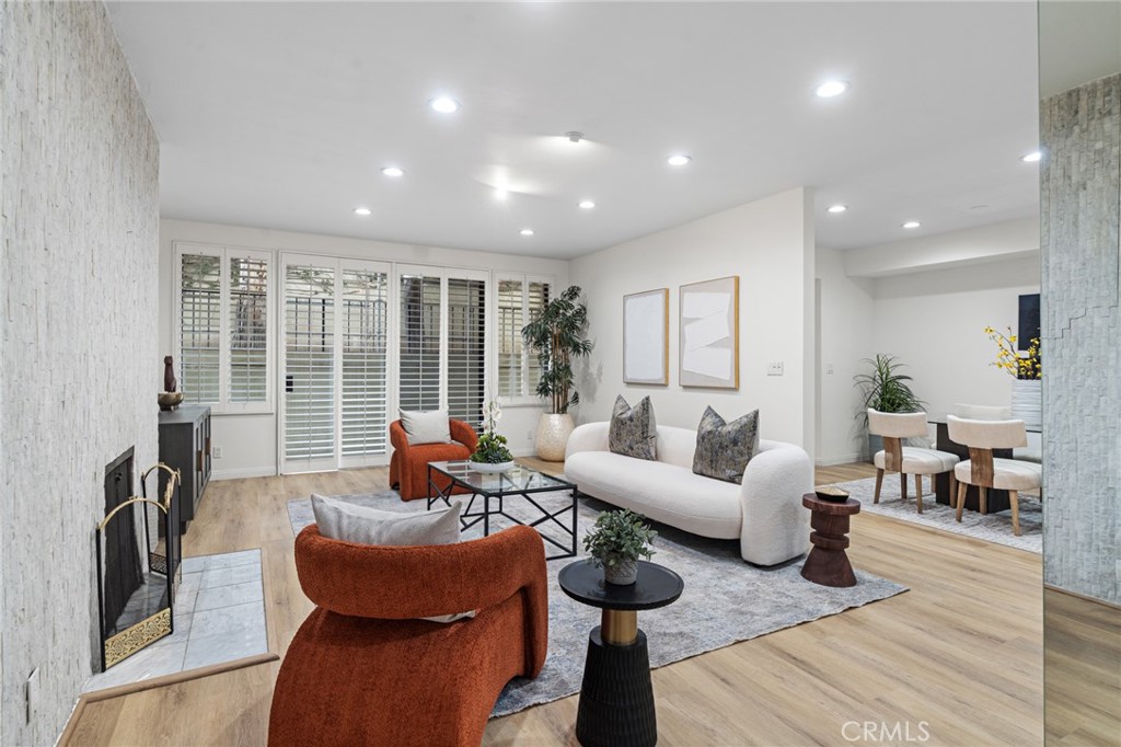 1277 South Beverly Glen Boulevard 205