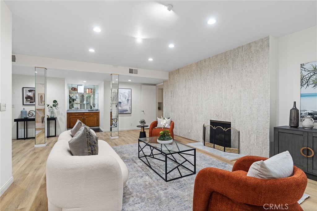 1277 South Beverly Glen Boulevard 205
