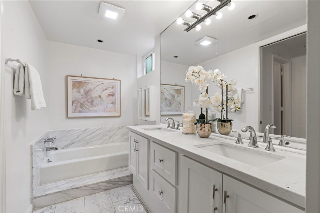 1277 South Beverly Glen Boulevard 205
