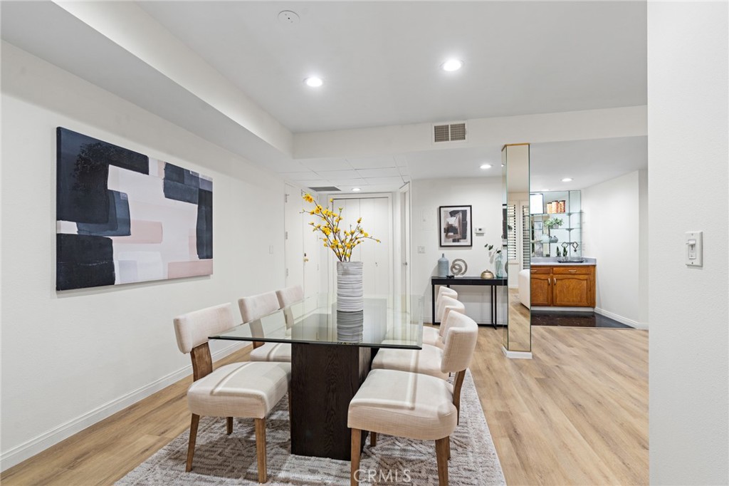 1277 South Beverly Glen Boulevard 205