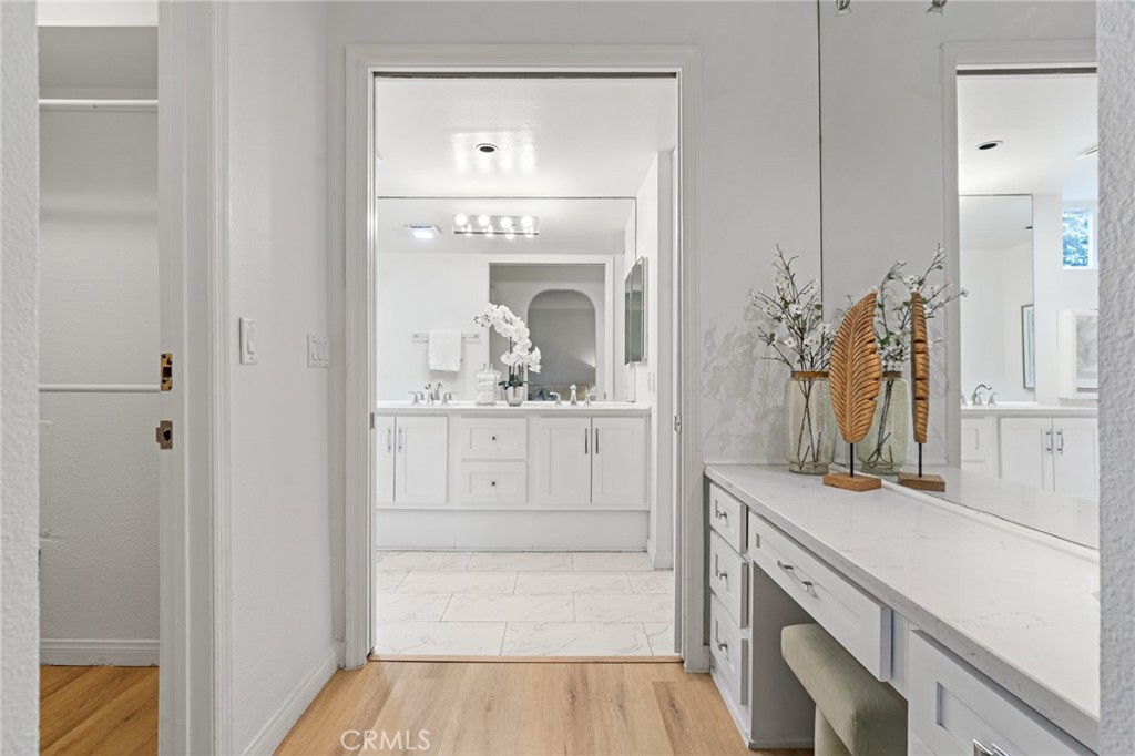 1277 South Beverly Glen Boulevard 205