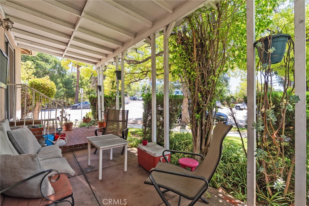 35 Columbia St